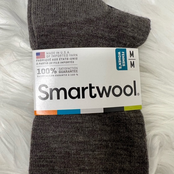 New- Smartwool Women socks - Picture 2 of 4